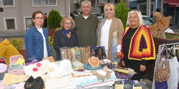 KADIN GİRİŞİMCİLER ÜRETİYOR, OSMANGAZİ GÜZELLEŞİYOR OSMANGAZİ'DE KADIN GİRİŞİMCİLERLE RENKLENEN SOKAK