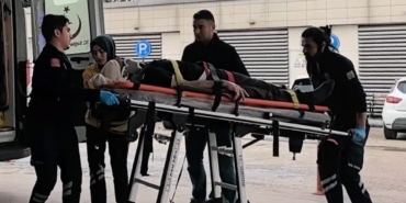 BAŞINA MAKİNE ÇARPAN İŞÇİ KANLAR İÇİNDE KALDI