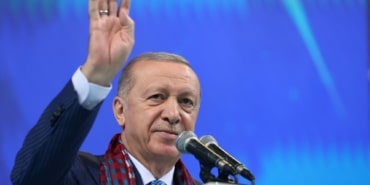 CUMHURBAŞKANI ERDOĞAN: "İSRAİL'İN ATTIĞI İMZANIN ARKASINDA DURMASI TEMİN EDİLMELİDİR" "DAHA EVVEL DEFALARCA YAPTIĞI GİBİ İSRAİL'İN BİR BAHANE BULUP ANLAŞMADAN ÇARK ETMESİNE İZİN VERİLMEMELİDİR" "BİZ BÖLGEMİZDE İSTİKRAR İSTİYORUZ, HERKES İÇİN GÜVENLİK İSTİYORUZ"