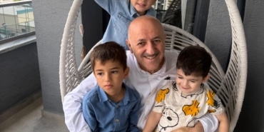 BURSALI İŞADAMININ EŞLERİ ANLAŞAMADI, CENAZESİ CİDDE'DE KALDI İŞADAMININ AİLESİ, CENAZENİN ARABİSTAN'DA GÖMÜLMESİNİ İSTERKEN, DİNİ NİKAHLI EŞİ TÜRKİYE'YE GETİRİLMESİNİ İSTİYOR