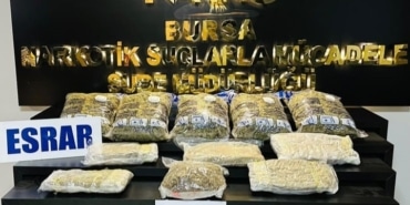 BURSA'DA UYUŞTURUCU OPERASYONU : 15 KİLO ESRAR ELE GEÇİRİLDİ