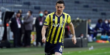 MERT HAKAN YANDAŞ 3 MAÇ SONRA 11'DE