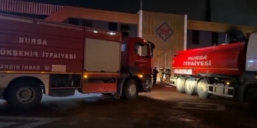 KESTEL'DE FABRİKA YANGINI PANİĞE NEDEN OLDU