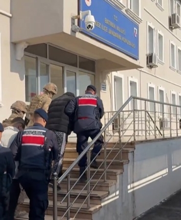 BAKAN YERLİKAYA: "YASA DIŞI BAHİS SUÇUNA YÖNELİK OPERASYONLARDA 42 ŞÜPHELİYİ YAKALADIK, 27'Sİ TUTUKLANDI"