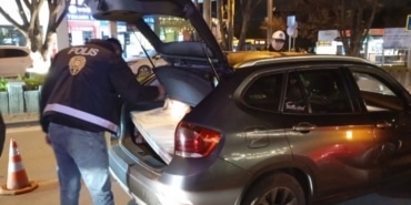 BURSA'DA YILBAŞI ÖNCESİ ASAYİŞ UYGULAMASI DENETİMLERDE 14 SÜRÜCÜYE 141 BİN 698 TL CEZA KESİLDİ
