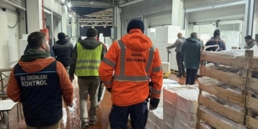 BURSA'DA BALIK HALİNDE GECE OPERASYONU...615 KİLO İSTAVRİTE EL KONULDU