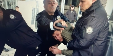BOZBEY'E SALDIRI GİRİŞİMİNDE BULUNAN 2 KİŞİ ADLİ KONTROL ŞARTIYLA SERBEST BIRAKILDI ŞÜPHELİLER HAKKINDA YURTDIŞINA ÇIKIŞ YASAĞI KARARI VERİLDİ