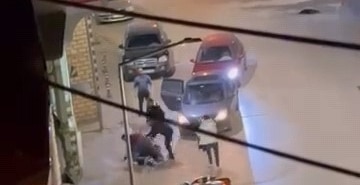 KARDEŞLER BİRBİRİNE GİRDİ: AĞABEYİNİ BIÇAKLA YARALAYIP KAÇTI