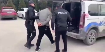BURSA'DA KESİNLEŞMİŞ HAPİS CEZASI BULUNAN 3 ŞAHIS YAKALANDI