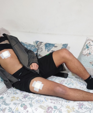 AKRAN ZORBALIĞI AZ KALSIN ÖLDÜRÜYORDU: ÖNCE DÖVÜLDÜ SONRA BIÇAKLANDI