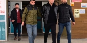 KAYINBABASINI ÖLDÜREN, KAYINBİRADERİNİ YARALAYAN DAMAT TUTUKLANDI