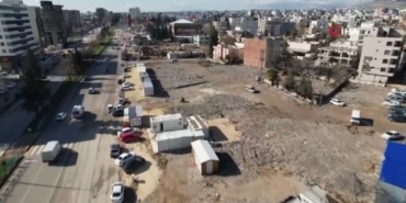 ADIYAMAN'DA YIKIMIN BOYUTU HAVADAN GÖRÜNTÜLENDİ