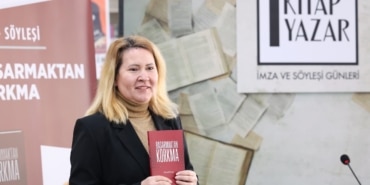 OSMANGAZİ BELEDİYESİ SEVİLEN YAZARLARI OKURLARIYLA BULUŞTURUYOR 1 KİTAP 1 YAZAR BULUŞMALARININ KONUĞU CANSEL ORUÇ OLDU