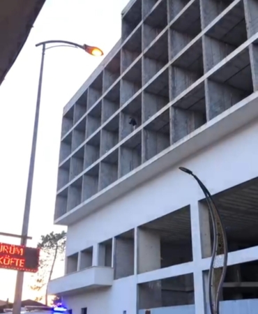 309 BİN TL CEZA YİYEN SÜRÜCÜ İNŞAATA ÇIKTI