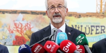 NİLÜFER ESKİ BELEDİYE BAŞKANI GÖZALTINA ALINDI BURSA CUMHURİYET BAŞSAVCILIĞI'NIN YÜRÜTTÜĞÜ SUÇ İŞLEMEK AMACIYLA ÖRGÜT KURMA, RÜŞVET ALMA, SUÇTAN KAYNAKLANAN MAL VARLIĞINI AKLAMA SORUŞTURMASINDA 21 KİŞİ GÖZALTINA ALINDI