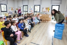 NİLÜFER'DE MİNİKLERE GERİ DÖNÜŞÜM EĞİTİMİ