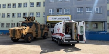 ŞANLIURFA'DA LİSEDE SİLAHLI SALDIRI: YARALILAR VAR