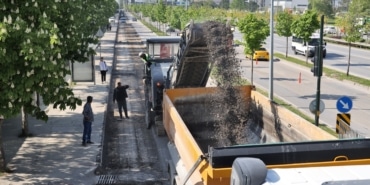 TERMİNAL YOLU YENİLENİYOR