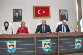 İPEKYOLU'NDA BAŞKAN USTA GÜVEN TAZELEDİ