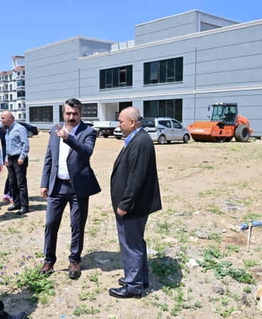 YİĞİTLER MAHALLESİ'NDE YAPIMI SÜREN MAKBULE-TEVFİK YILDIRIM ENGELSİZ YAŞAM MERKEZİ'NDE ÇALIŞMALAR YÜZDE 92 ORANINDA TAMAMLANDI YILDIRIM BELEDİYE BAŞKANI OKTAY YILMAZ: "İNSANA DOKUNAN ÖNEMLİ BİR PROJEYİ HAYATA GEÇİRİYORUZ"
