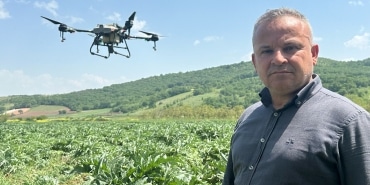 KESTEL BELEDİYESİNDEN ÇİFTÇİYE DRONE DESTEĞİ; HEM ZAMANDAN HEM YAKITTAN TASARRUF