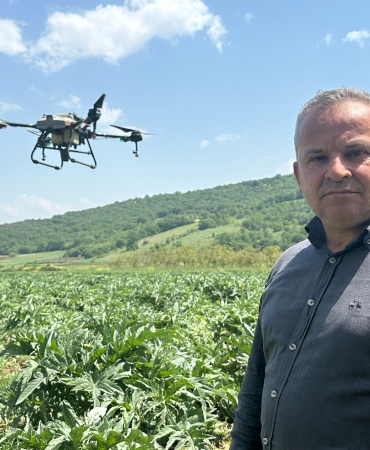 KESTEL BELEDİYESİNDEN ÇİFTÇİYE DRONE DESTEĞİ; HEM ZAMANDAN HEM YAKITTAN TASARRUF