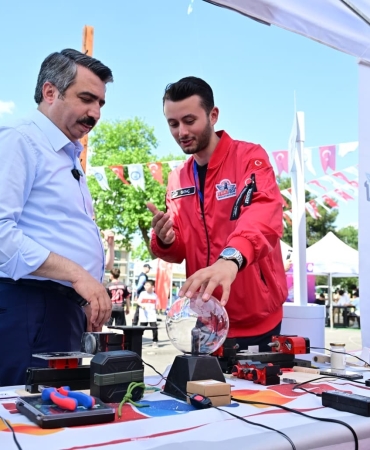 YILDIRIM'DA BİLİM VE TEKNOLOJİ RÜZGARI