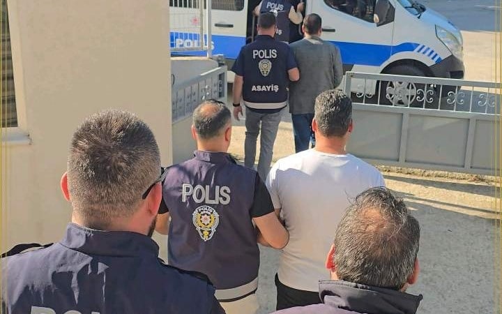 KARACABEY'DE ARANAN 4 HÜKÜMLÜ YAKALANDI