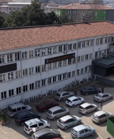 BURSA'DA DEV "CHANGE" OPERASYON...ÇALINTI ARAÇ ŞEBEKESİ ÇÖKERTİLDİ