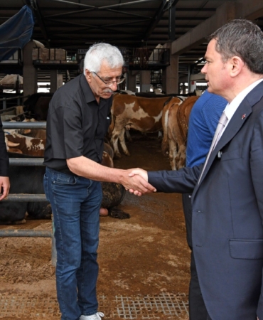 OSMANGAZİ'DE KURBAN SATIŞ VE KESİM ALANLARI HİZMETE HAZIR