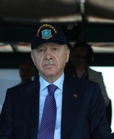 CUMHURBAŞKANI ERDOĞAN'DAN EFES-2026'DA ÖNEMLİ MESAJ: "DOSTLARA GÜVEN, HESAP YAPANLARA GÖZDAĞI VERİYORUZ"