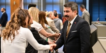 BAŞKAN OKTAY YILMAZ BELEDİYE PERSONELİYLE BAYRAMLAŞTI