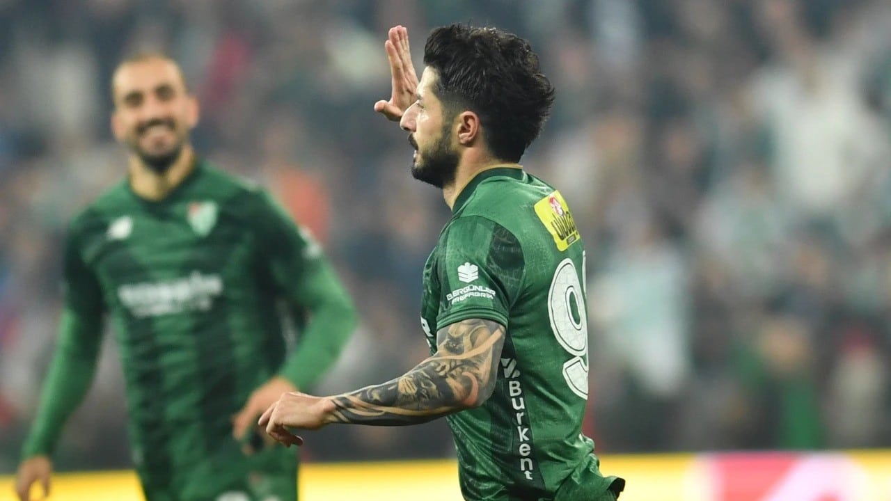 BURSASPOR'DA İÇ TRANSFER: BARIŞ GÖK İLE YOLA DEVAM