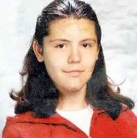 HANDE ÇİNKİTAŞ CİNAYETİNDE ZAMAN AŞIMINA KISA SÜRE KALA SIR PERDESİ ARALANDI: MÜEBBET HAPİS CEZASI ONANAN BABA TUTUKLANDI BIÇAK ÜZERİNDE YAPILAN DNA İNCELEMESİNDE BIÇAĞIN KESKİN UCUNDA NEZİH ÇİNKİTAŞ'IN YOĞUN OLARAK DNA PROFİLİ TESPİT EDİLDİ