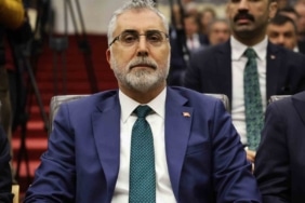 BAKAN IŞIKHAN: "DEPREMİN ÇALIŞMA HAYATI ÜZERİNDEKİ OLUMSUZ ETKİSİNİ KALDIRMAK İÇİN İLK ANDAN İTİBAREN ÖNEMLİ TEDBİRLER ALDIK”
