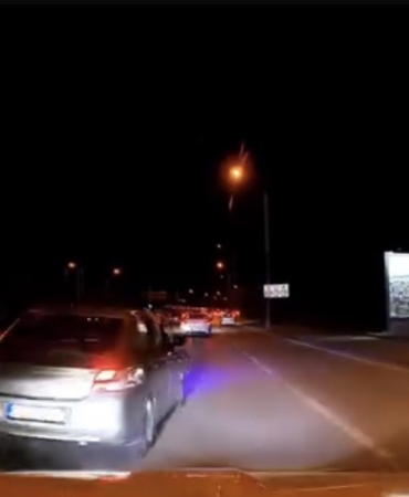 MAKAS ATAN SÜRÜCÜ TEHLİKELİ ANLARA NEDEN OLDU