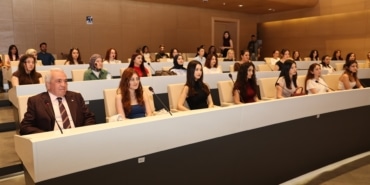 GENÇLER NİLÜFER'DE GELECEĞE HAZIRLANIYOR