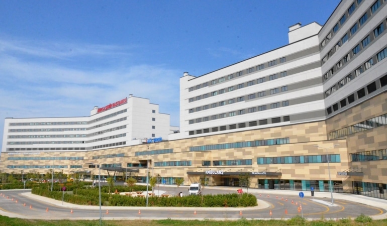 BURSA ŞEHİR HASTANESİ'NE BİN 500 ARAÇLIK OTOPARK MÜJDESİ