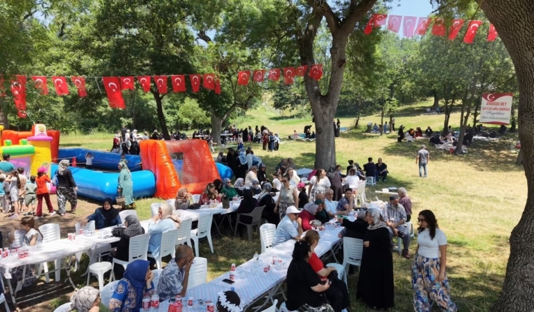 AYDOĞDU BEY VE ŞEHİTLER 20'NCİ KEZ DUALARLA ANILDI
