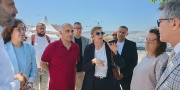 GEMLİK'TE DENİZİNDE DİP BUCAK TEMİZLENDİ