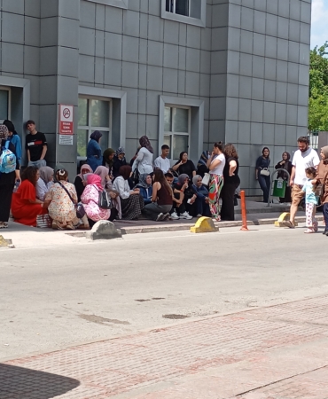 16 YAŞINDAKİ MOTOSİKLET SÜRÜCÜSÜ HAYATINI KAYBETTİ ACI HABERİ ALAN AİLE GÖZYAŞLARINA BOĞULDU