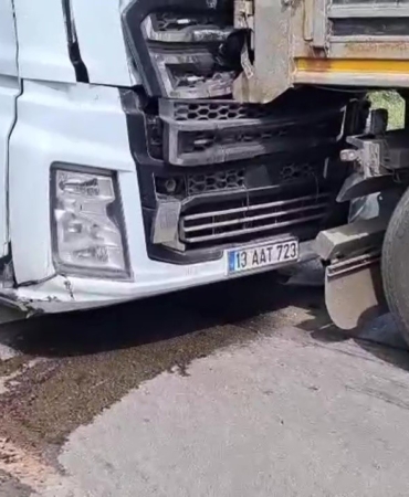 TIRLAR ÇARPIŞTI FACİANIN EŞİĞİNDEN DÖNÜLDÜ