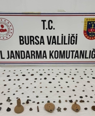 TARİHİ ESER KAÇAKÇILARINA OPERASYON: ROMA VE BİZANS DÖNEMİNE AİT 202 PARÇA ELE GEÇİRİLDİ