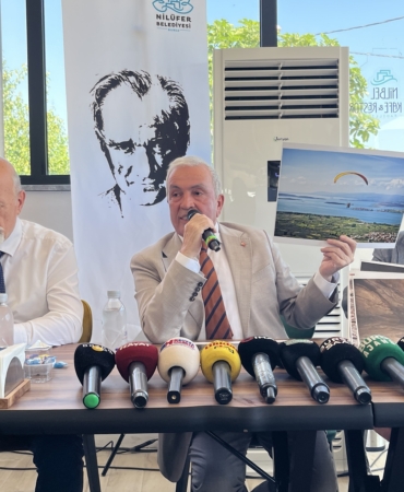 NİLÜFER BELEDİYE BAŞKANI ÖZDEMİR: "TARIM TOPRAKLARINI KORUMAZSAK ÇOCUKLARIMIZ ENGİNARI BİLE GÖREMEYECEK" "TARIMI KORUMANIN YOLU KIRSAL TURİZMİ GÜÇLENDİRMEKTEN GEÇİYOR"