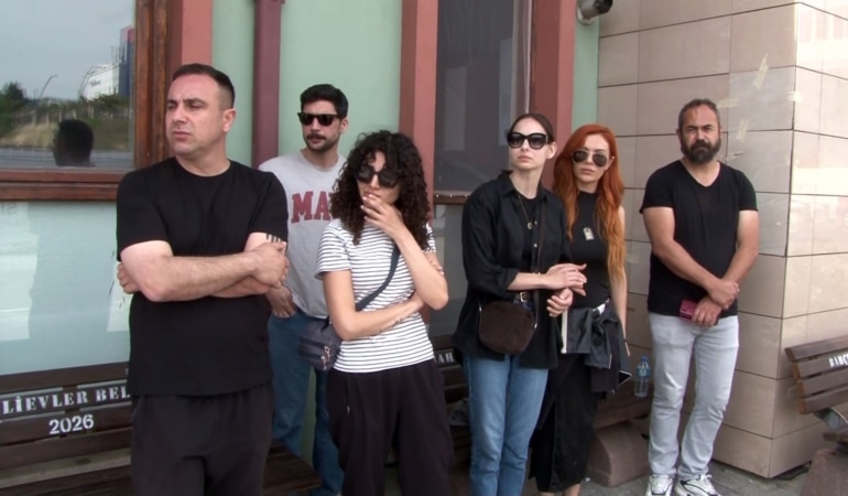 OYUNCU ARKADAŞLARI, ECE İRTEM'İ ANLATTI GENÇ OYUNCUNUN CENAZESİ ADLİ TIP KURUMU'NDA YAPILACAK OTOPSİ İŞLEMİ ARDINDAN AYDIN KUŞADASI'NA GÖTÜRÜLECEK
