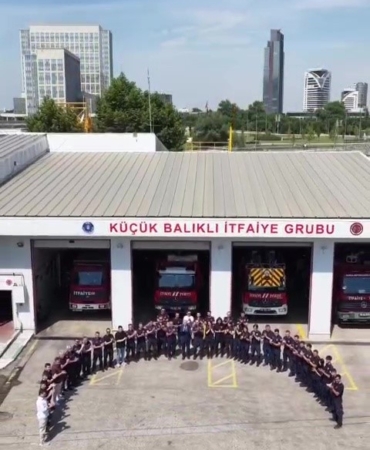 BURSA İTFAİYESİ'NDEN MİLLİ TAKIMIMIZA ANLAMLI DESTEK