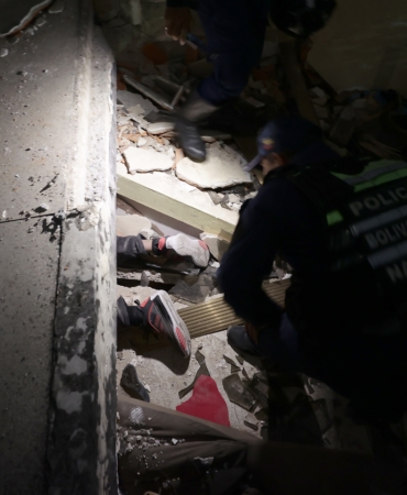 Powerful earthquakes strike Venezuela