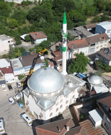 BÜYÜKŞEHİR ELİYLE CAMİLER YENİLENİYOR