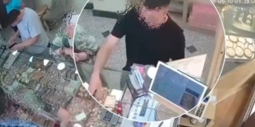 POLİS, YAN VİLLAYI KİRALAYIP TATİLCİ GÖRÜNÜMÜYLE DOLANDIRICILIK ŞEBEKESİNİ ÇÖKERTTİ SAKARYA MERKEZLİ 10 İLDE "ALTIN TATİL" OPERASYONU: 18 TUTUKLAMA