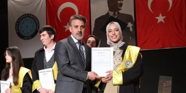 BAŞKAN VEKİLİ ŞAHİN BİBA'DAN GENÇ MİMARLARA TAVSİYELER